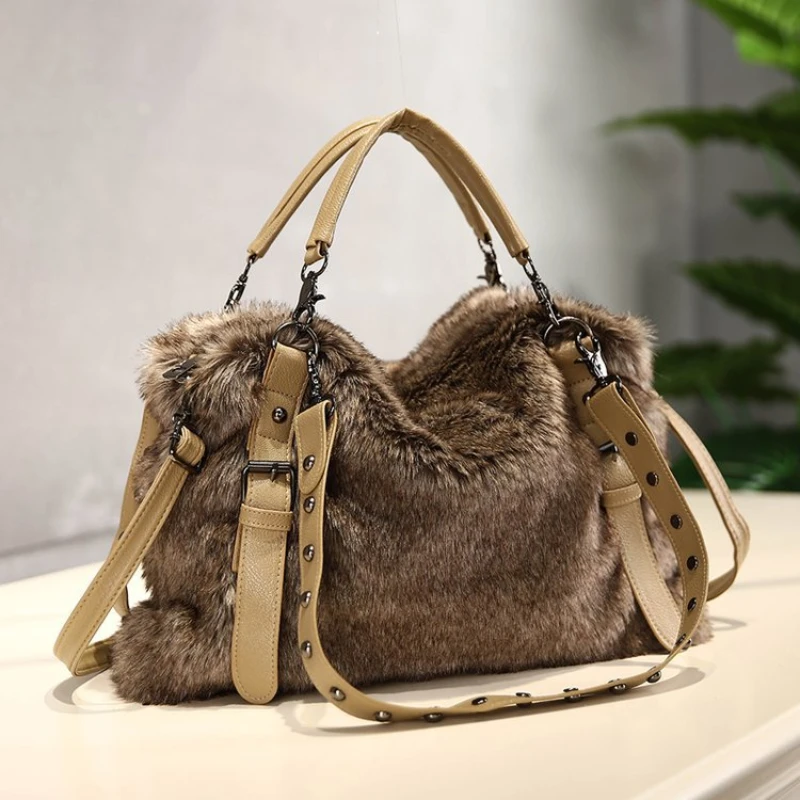 Women Bags Guess - Sac à main en velours de