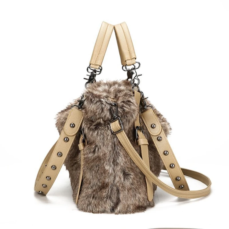 Sac à main en velours de laine - Women Bags Guess avis et prix
