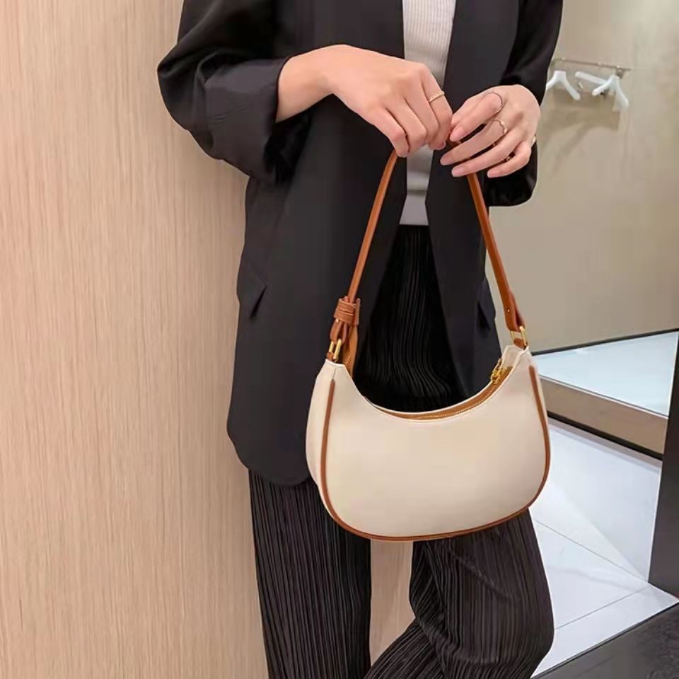 Petit sac Carmpit pour femmes, - Women Bags Guess avis et prix
