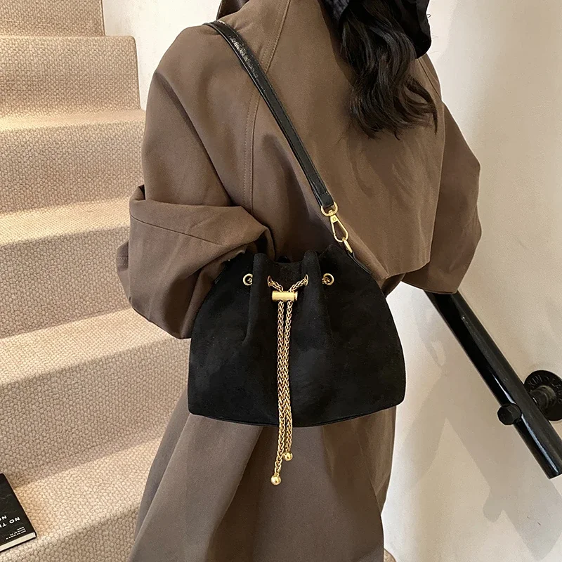 Sacs à main en Faux daim doux  - Women Bags Zara avis et prix