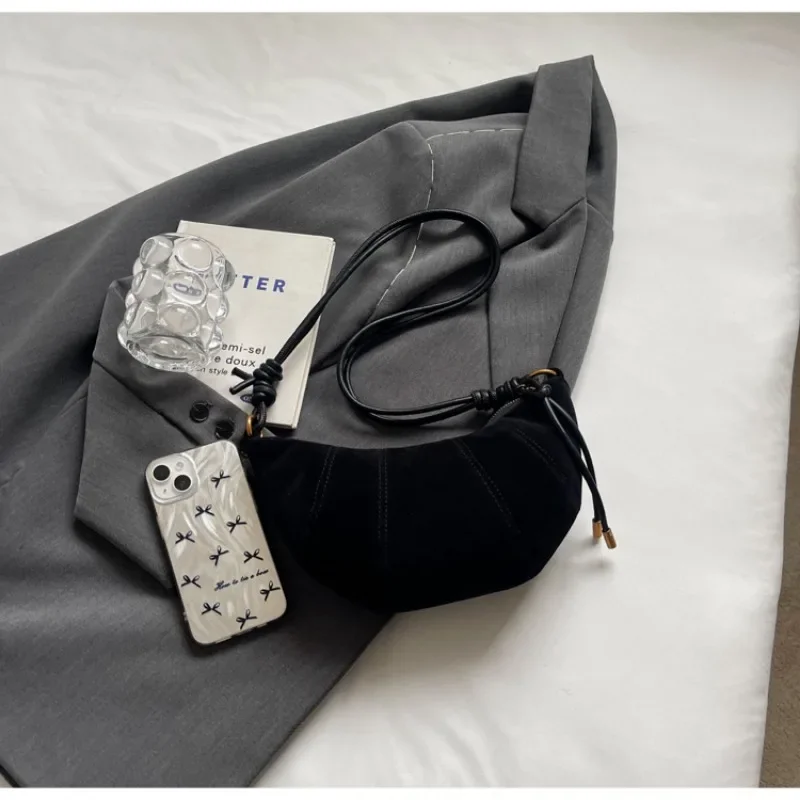 Sac à main en velours avec fer - Women Bags Zara avis et prix